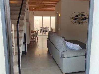 Saison: Schönes Reihenhaus mit viel Komfort und Terrassen in S Illot -- RH 13 T