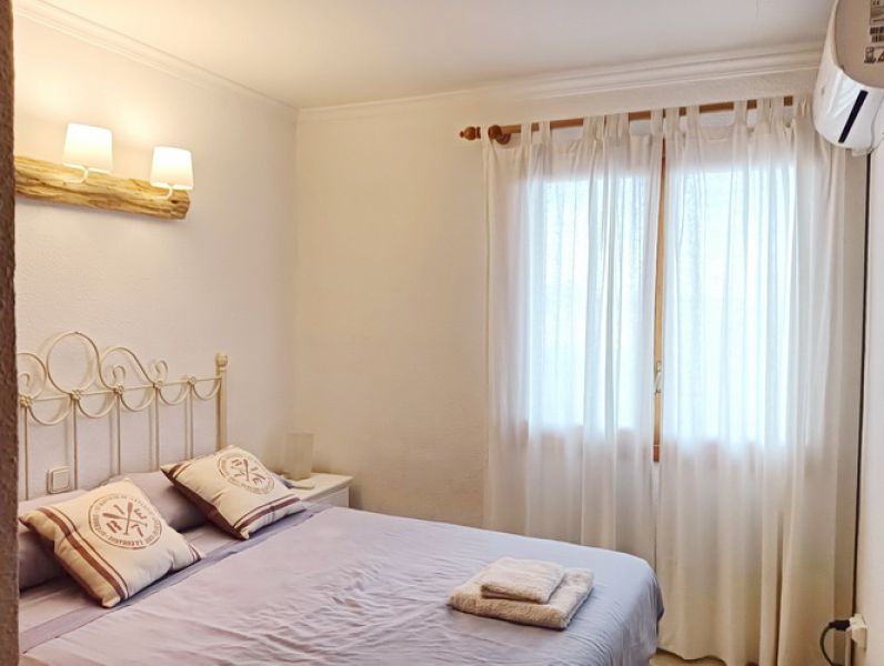 SAISON  UND WINTER AP SEPT 25: Erdgeschossapartment am Hafen von Colonia St Jordi -- AP 25 WT