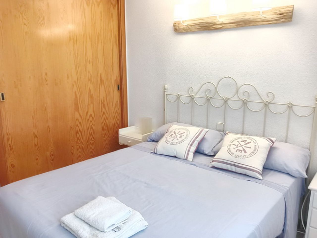 SAISON  UND WINTER AP SEPT 25: Erdgeschossapartment am Hafen von Colonia St Jordi -- AP 25 WT