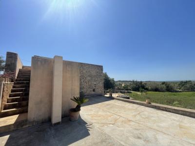 SAISON: Urige Casita mit vielen Terrassen, 2 Kaminen, AC in ruhiger Lage von Cas Concos-- C 13 T