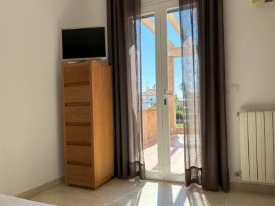 Saison / Winter: Grosses Chalet mit Heizung und schönem Garten bei Estanyol -- Sa Rapita -- CH 67 T