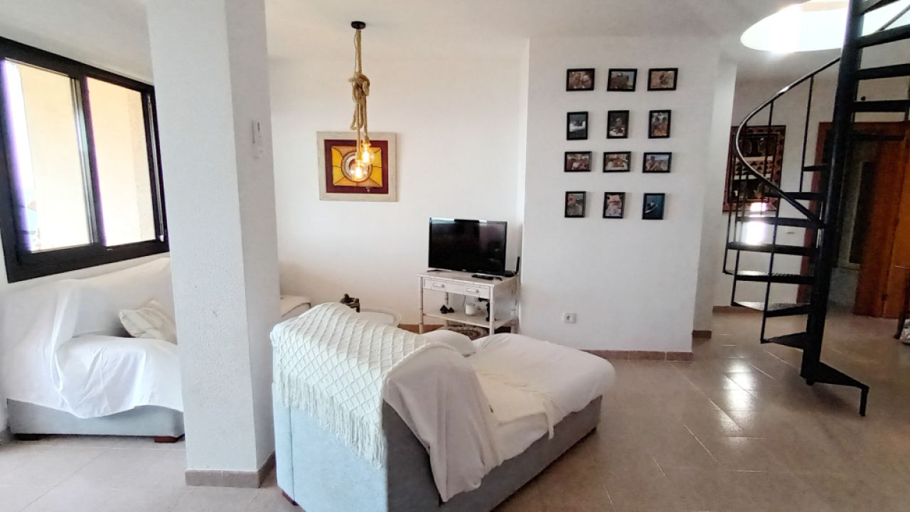 Season 26/27: Modern apartment in first line of the coast of St Jordi --- AP 10 T