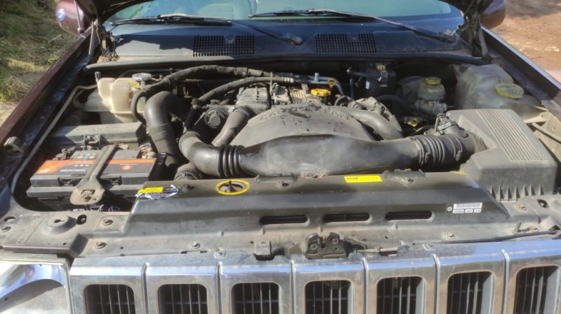 SALE Jeep Grand Cherokee 2.5 TD Laredo 5P 4x4