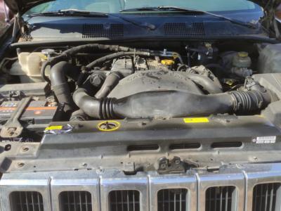 SALE Jeep Grand Cherokee 2.5 TD Laredo 5P 4x4