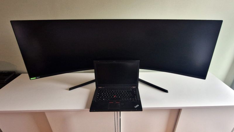 Samsung 49" Monitor Curved - Gaming