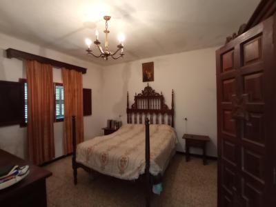 Sanierte 2 Etagenfinca mit traumhaftem Ausblick bei Felanitx -- F 277 CM