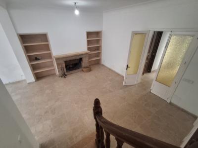 Saniertes und grosses Dorfhaus mit Innenhof, Terrassen in Porreres --- DH 25