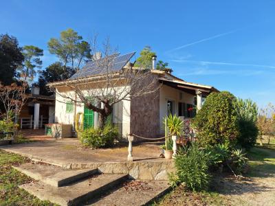 SANT JOAN (INSELMITTE): Charmante Finca mit Pool, eigenem Brunnen, Gästeapartment und 82m2-Schuppen