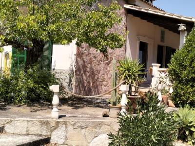 SANT JOAN (INSELMITTE): Charmante Finca mit Pool, eigenem Brunnen, Gästeapartment und 82m2-Schuppen