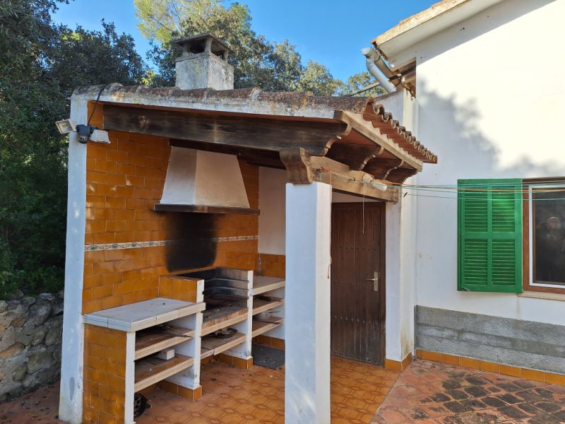 SANT JOAN (INSELMITTE): Charmante Finca mit Pool, eigenem Brunnen, Gästeapartment und 82m2-Schuppen