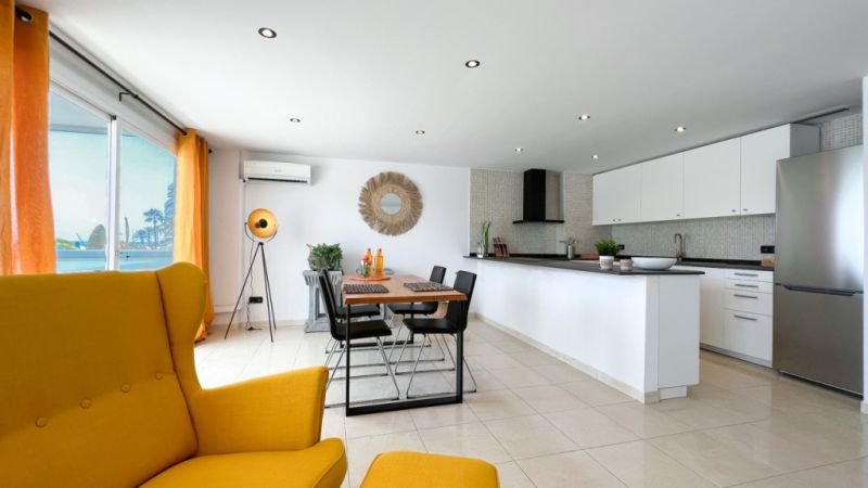 SANTA PONSA in 1. Meereslinie: Komplett renovierte, möblierte 3 SZ-Wohnung zur Langzeitvermietung