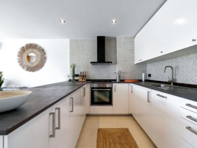 SANTA PONSA in 1. Meereslinie: Komplett renovierte, möblierte 3 SZ-Wohnung zur Langzeitvermietung