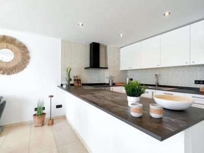 SANTA PONSA in 1. Meereslinie: Komplett renovierte, möblierte 3 SZ-Wohnung zur Langzeitvermietung