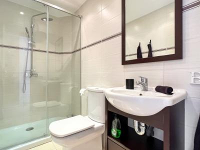 SANTA PONSA in 1. Meereslinie: Komplett renovierte, möblierte 3 SZ-Wohnung zur Langzeitvermietung