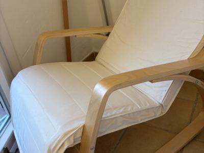 Rocking chair with foldable footrest