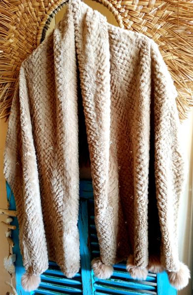 Schicke Damenkleidung