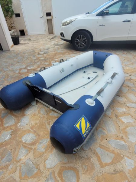 Bote inflable Zodiac – buen estado – Cala Murada