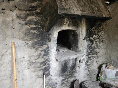 Beautiful finca with house to renovate