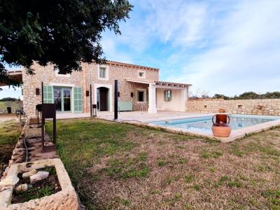 Schöne Finca zwischen Son Carrió und Porto Cristo