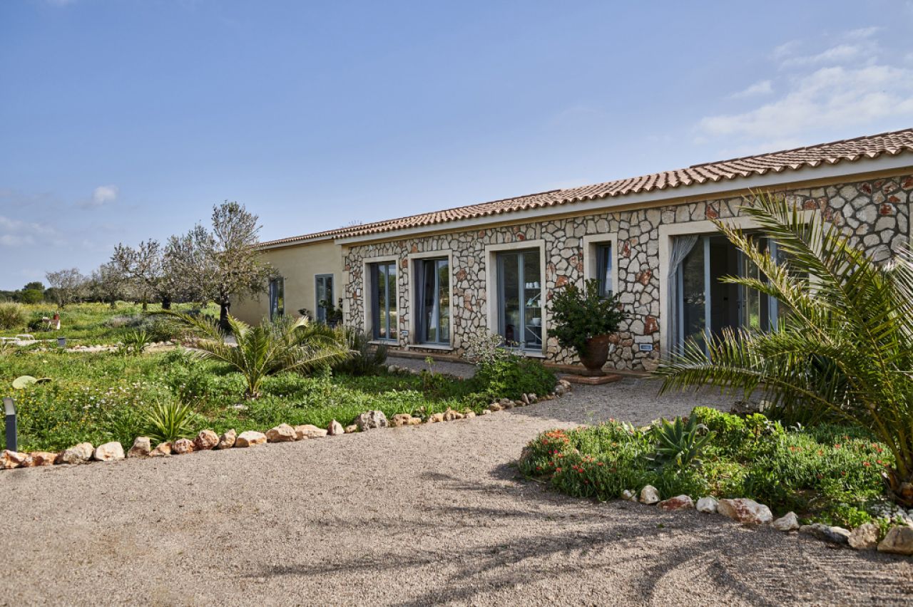 Schöne neu gestaltete Finca zum Verkauf in Campos, in der Nähe des Strandes von Es Trenc