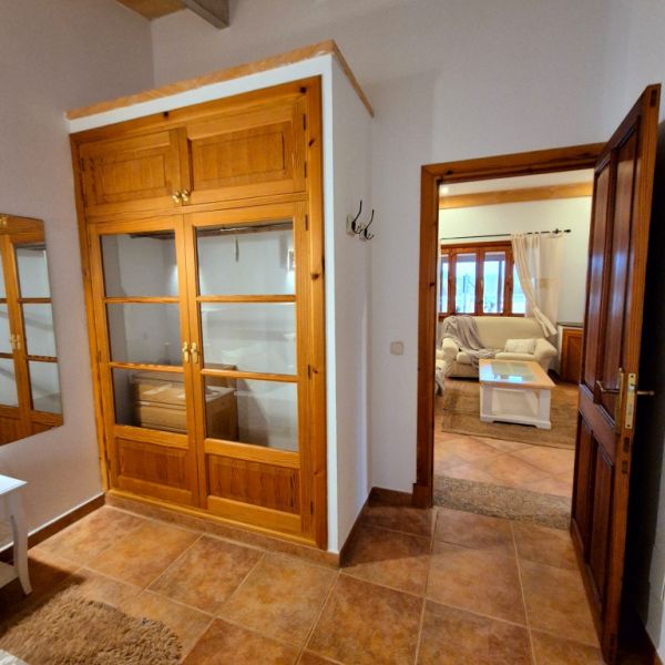 Schöne renovierte Finca zur Langzeit Miete