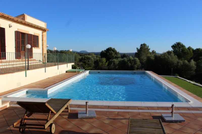 Beautiful rustic property for sale in Puntiró