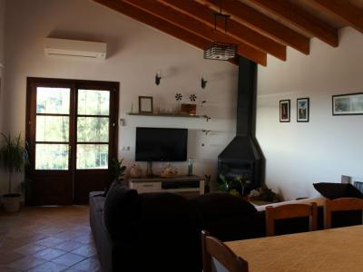 Beautiful rustic property for sale in Puntiró