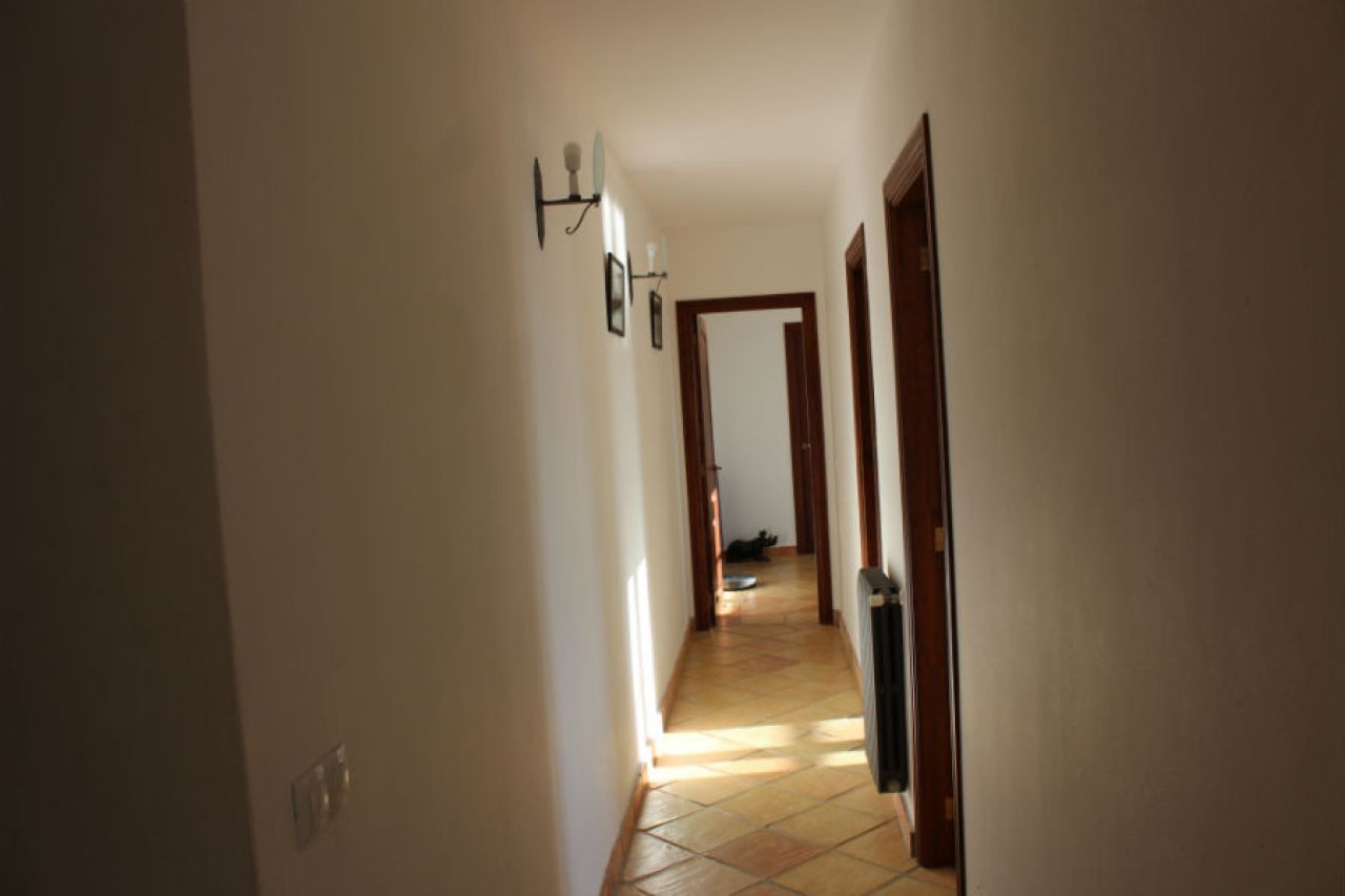 Beautiful rustic property for sale in Puntiró