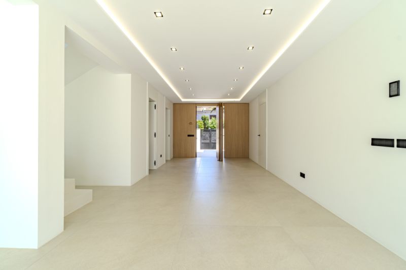 Schöne Villa zum Verkauf in Bahia Grande mit Neubau