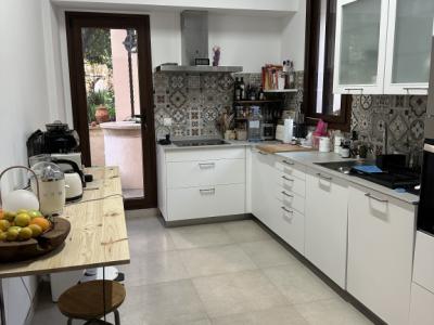 Schöne Zimmer in einem wunderschönen Dorfhaus in Sencelles  zu vermieten