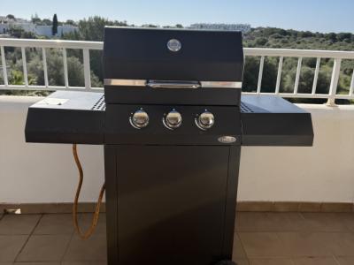 Nice gas grill IMOR