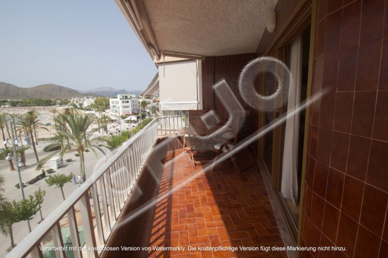 Bonito apartamento directamente en el puerto de Port de Alcudia