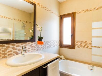 Schönes Chalet mit Pool bei Porto Colom  nahe  der Küste --- CH 02 FZ