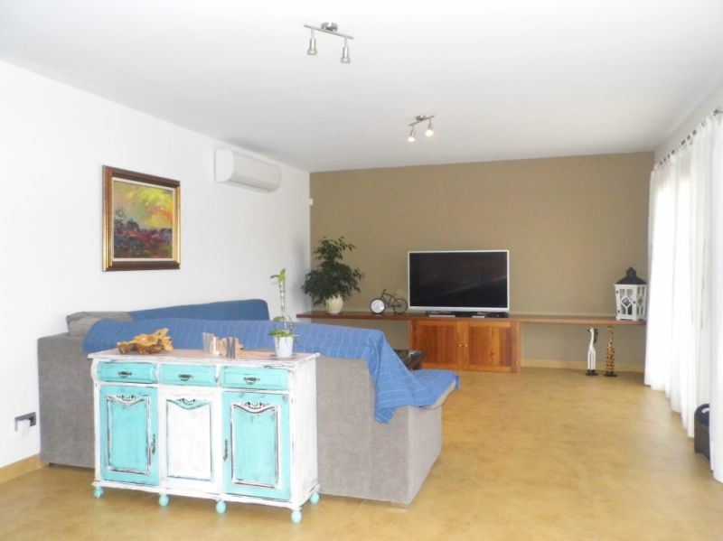 Schönes Chalet mit Pool bei Porto Colom  nahe  der Küste --- CH 02 FZ