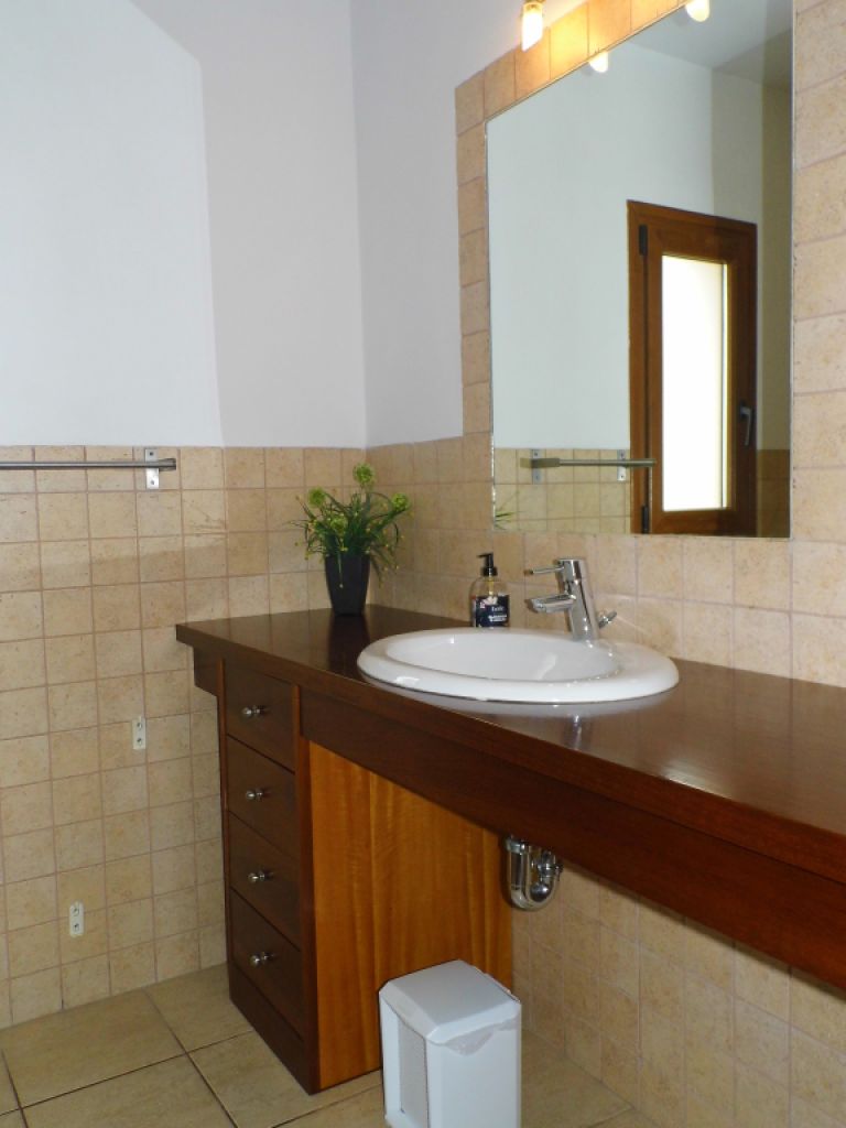 Schönes Chalet mit Pool bei Porto Colom  nahe  der Küste --- CH 02 FZ