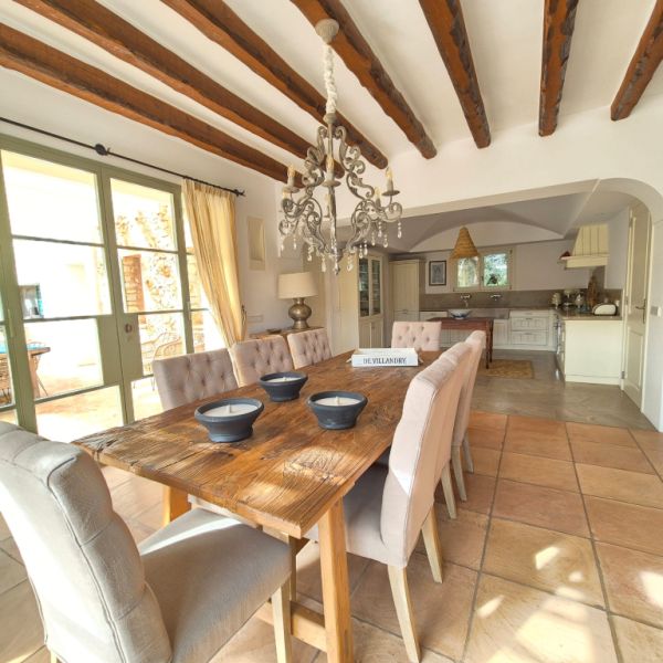 Schönes Haus in ländlicher Umgebung