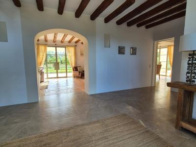 Schönes Haus in ländlicher Umgebung