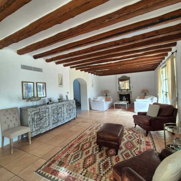 Schönes Haus in ländlicher Umgebung