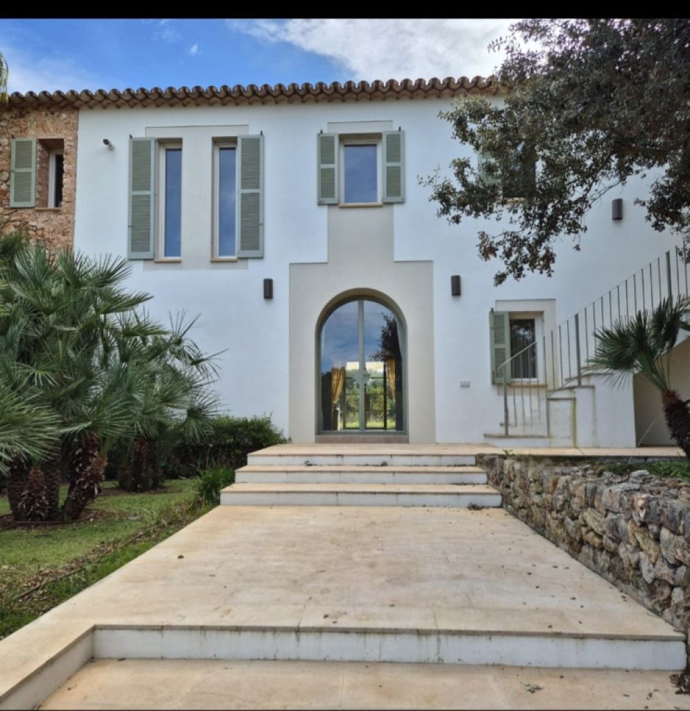 Schönes Haus in ländlicher Umgebung