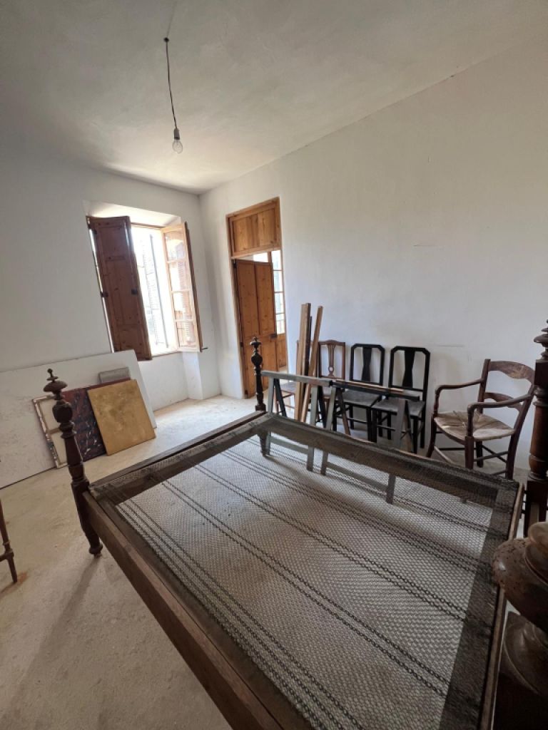 Schönes Haus zum Verkauf zum Renovieren in Son Servera