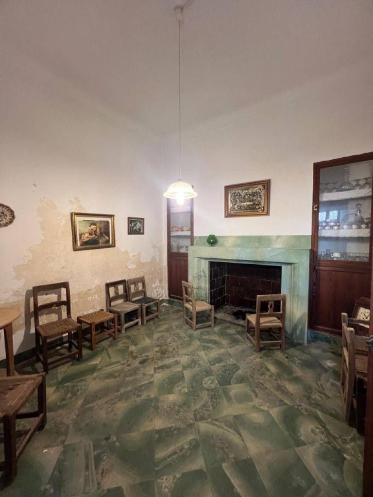 Schönes Haus zum Verkauf zum Renovieren in Son Servera