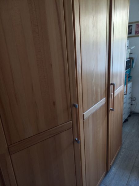 Schrank Vollholz Design 2,05 m breit, 2,23 hoch