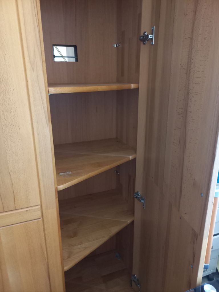 Schrank Vollholz Design 2,05 m breit, 2,23 hoch
