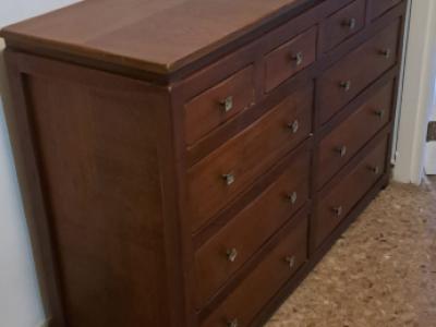 Chest of drawers / large dresser