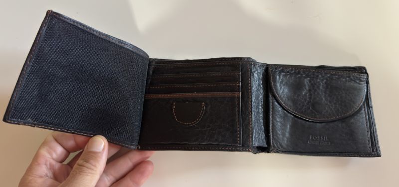 Schwarzes Portemonnaie / Geldböse weiches Leder Fossil