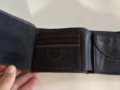 Schwarzes Portemonnaie / Geldböse weiches Leder Fossil