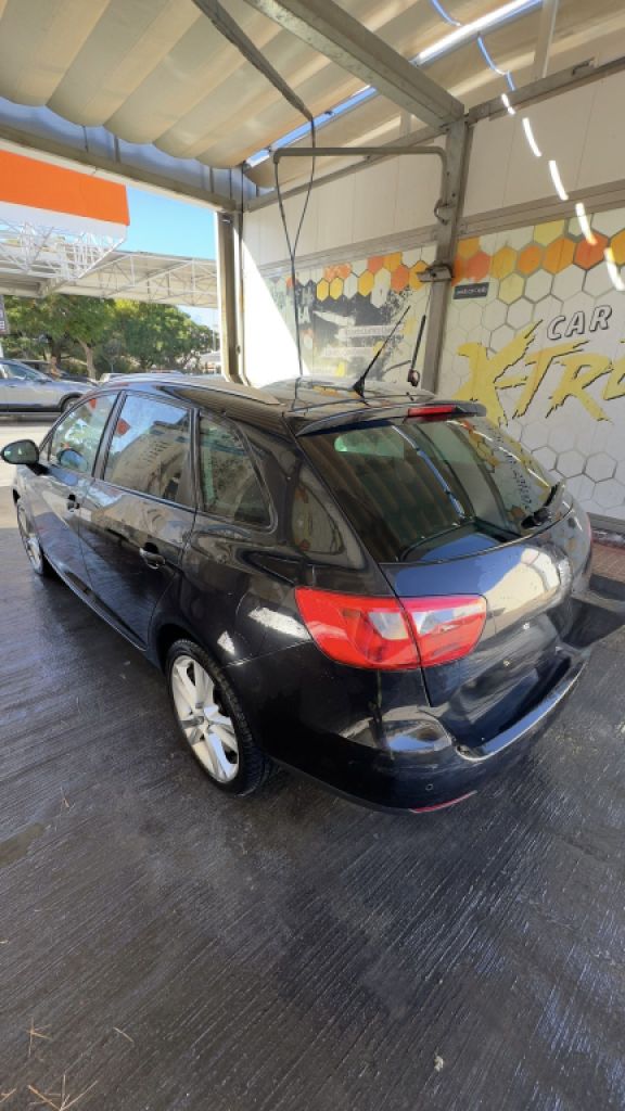 Seat Ibiza ST 2011