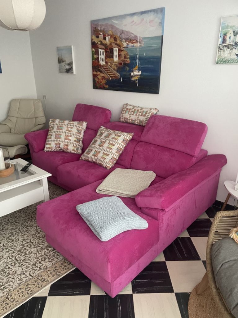 Very nice sofa, top condition, cheap for sale in Felanitx