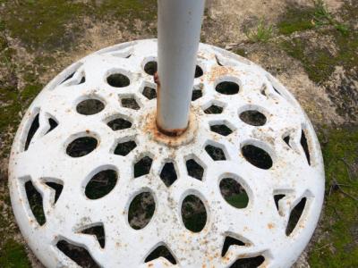 Sehr schwere Sonnenschirmständer zu verkaufen