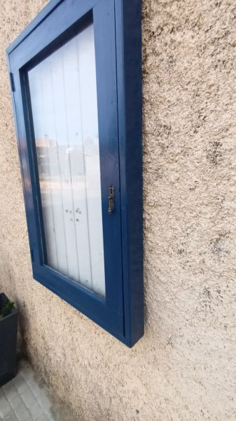 Selbstentworfener Schaukasten mit Innenbeleuchtung